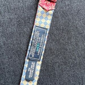 Vineyard Vines Bow Tie